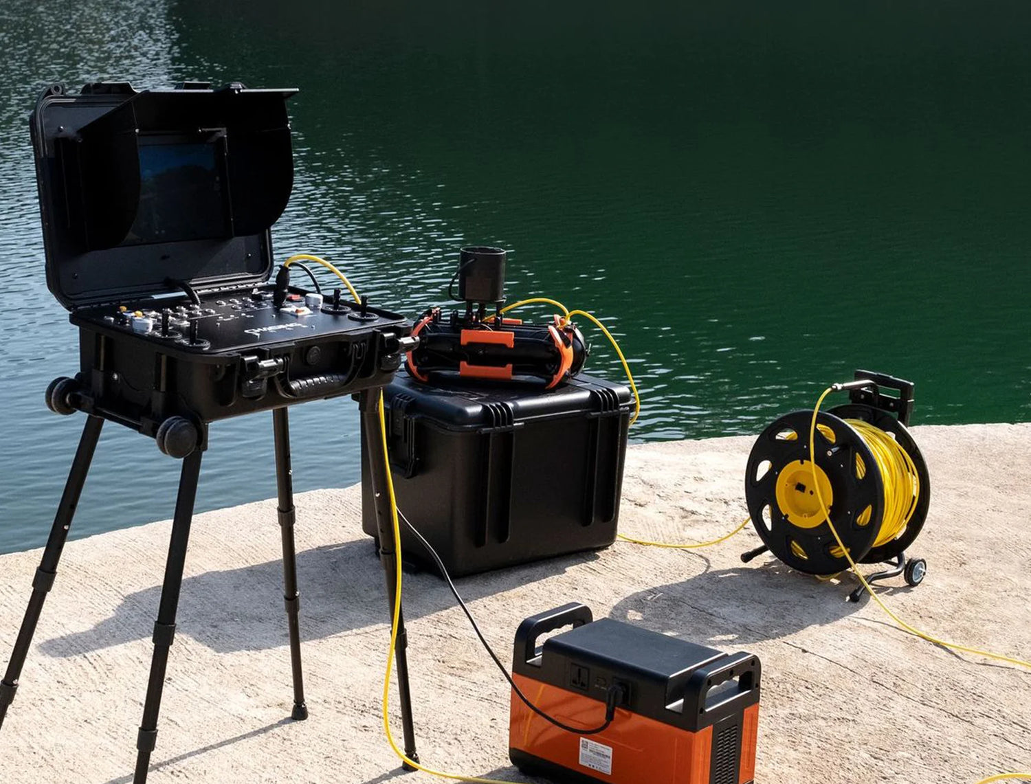 CHASING AC POWER SUPPLY