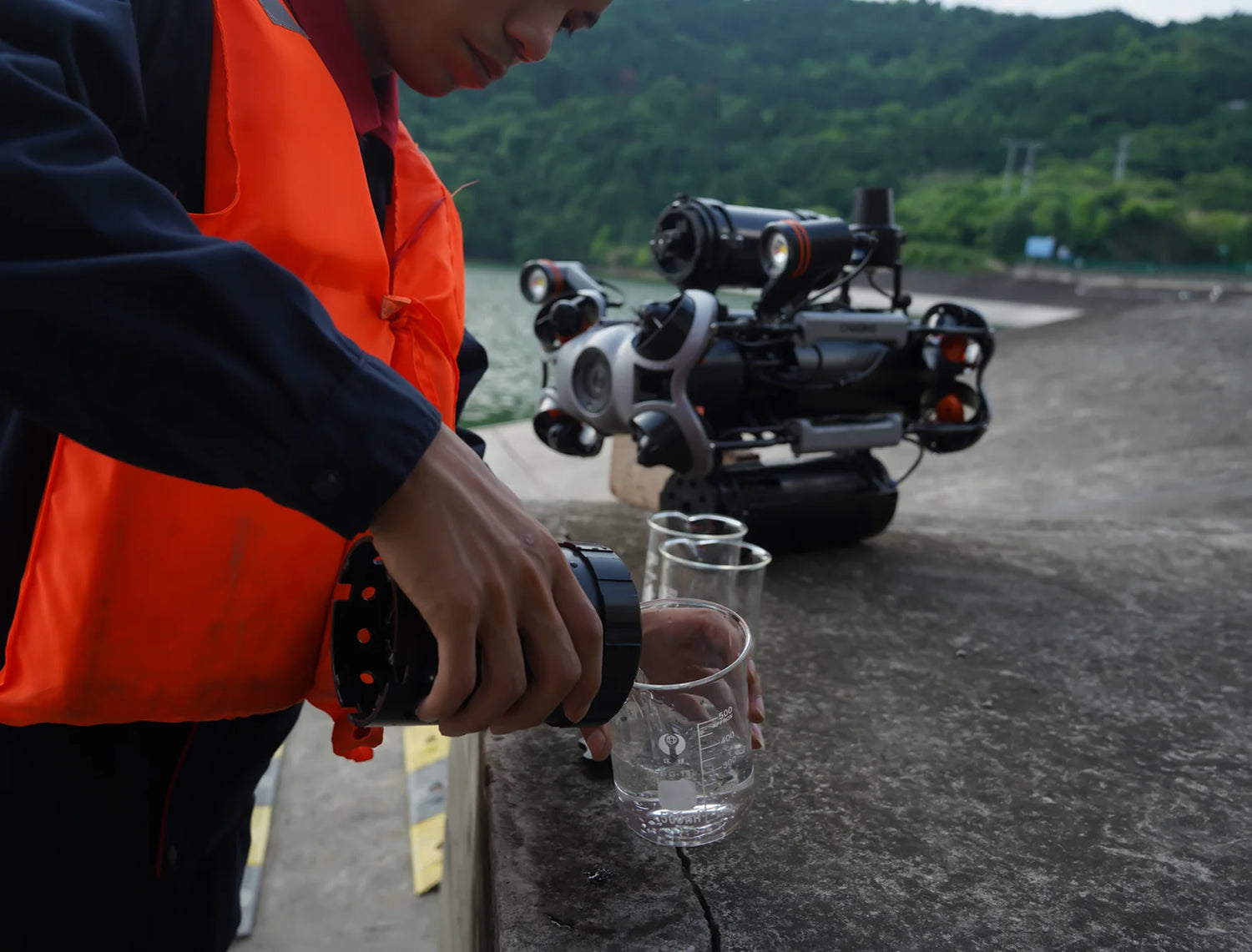 Chasing M2 Pro Max Industrial Grade Underwater Rov