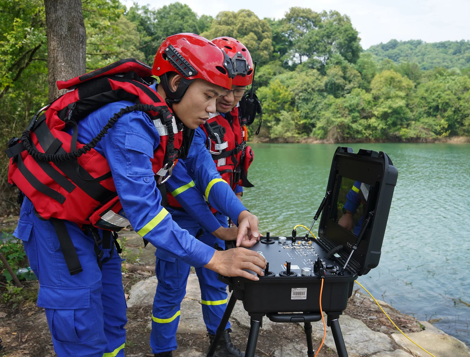 Chasing M2 Pro Max Industrial Grade Underwater Rov
