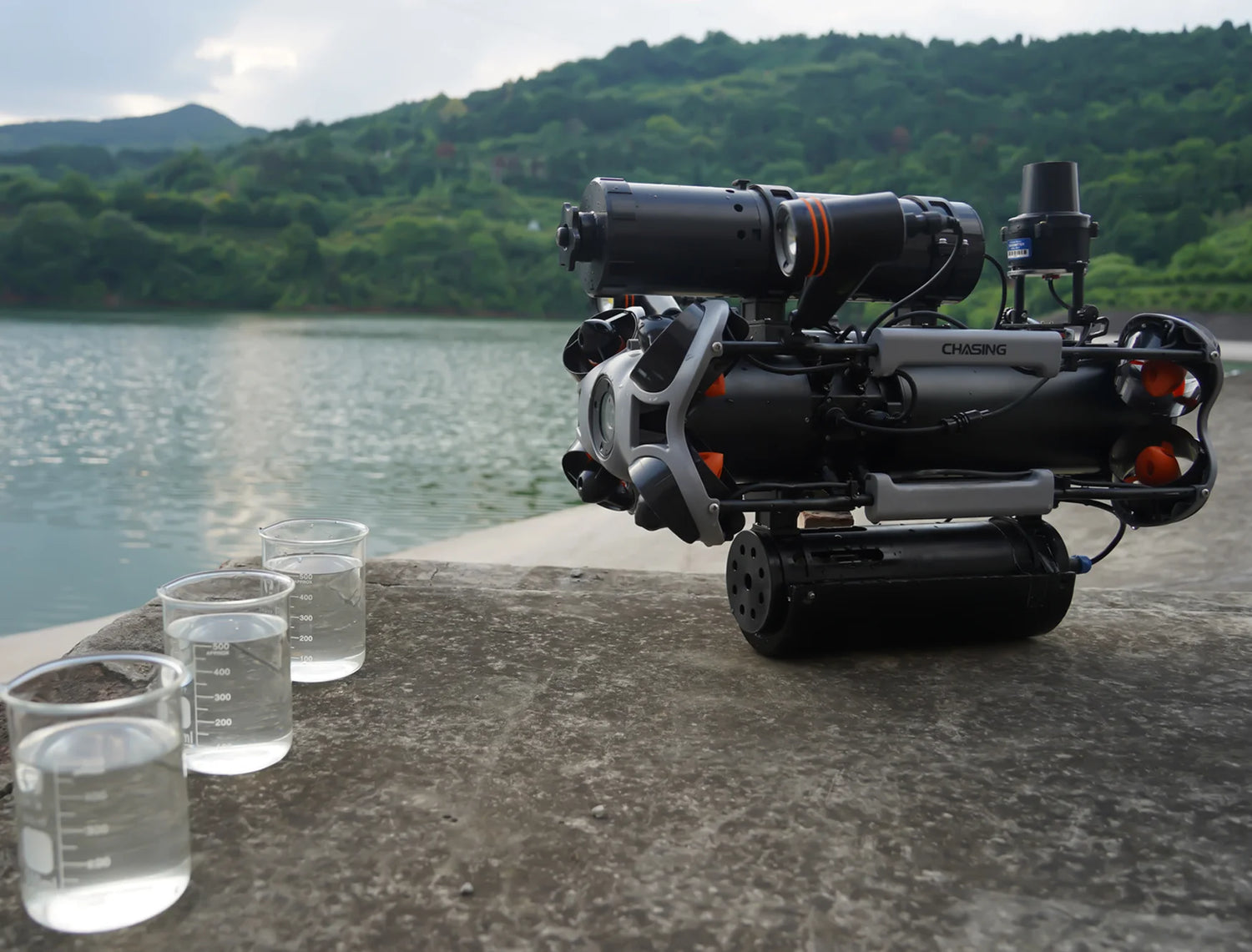 Chasing M2 Pro Max Industrial Grade Underwater Rov